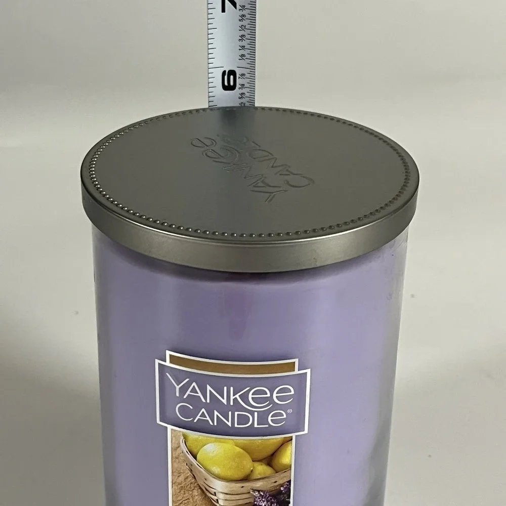Yankee Candle LEMON LAVENDER Large 2-Wick Tumbler Jar Purple 22 oz Wax